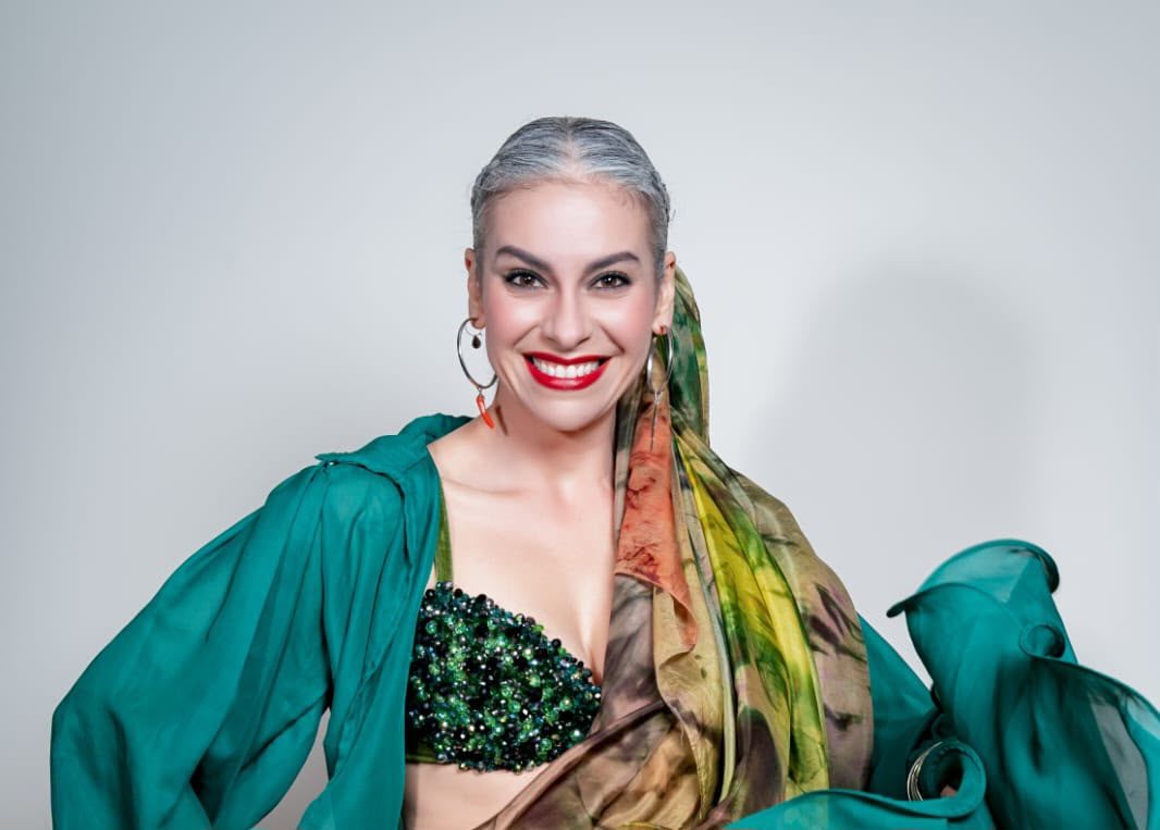 Esmeralda Colabone, referência internacional da dança do ventre, é destaque na programação do Baladi Congress