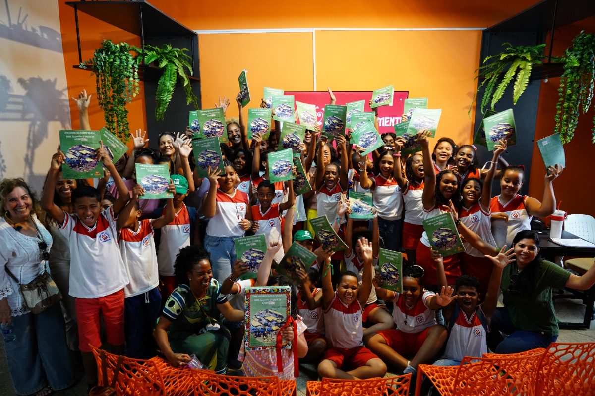 Oficina gratuita de literatura e afrocentricidade abre inscrições para educadores da rede pública